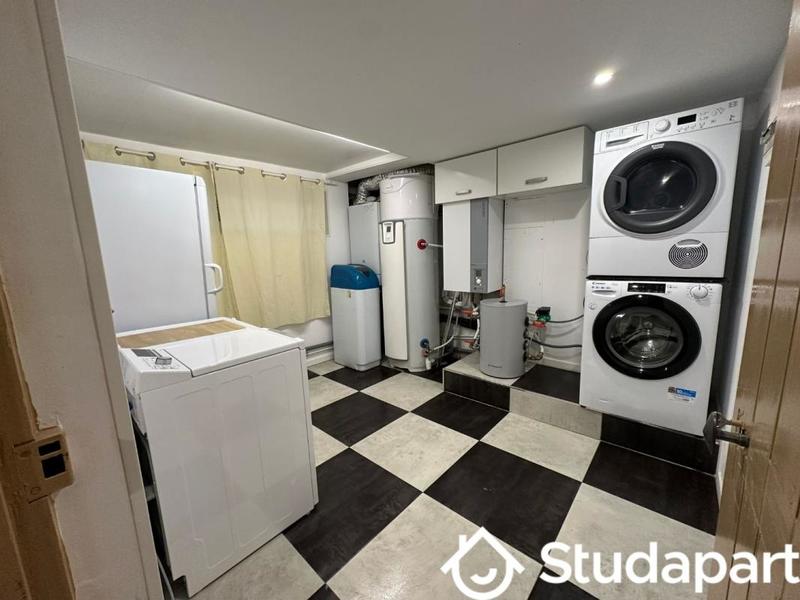 Chambre - 12 m² - 1 pièce