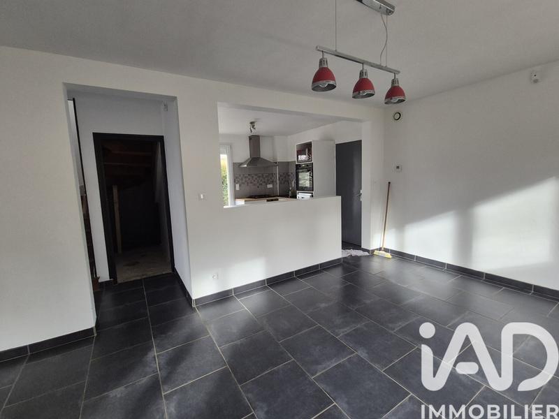 Maison - 94 m² - 6 pièces