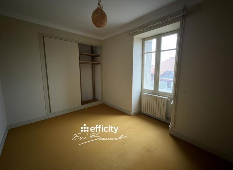 Maison - 96 m² - 4 pièces