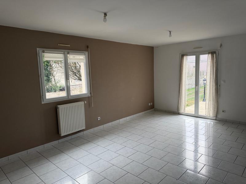 Maison traditionnelle - 82 m² - 4 pièces