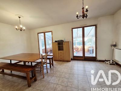 Maison - 82 m² - 4 pièces