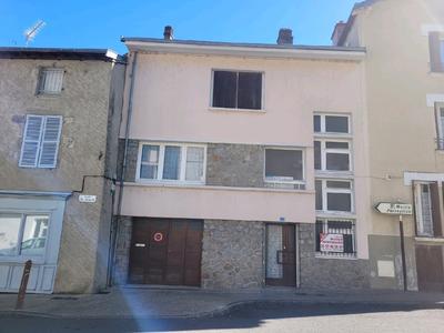 Maison - 85 m² - 4 pièces