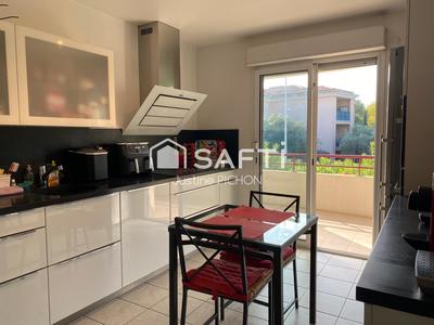 Appartement - 91 m² - 4 pièces