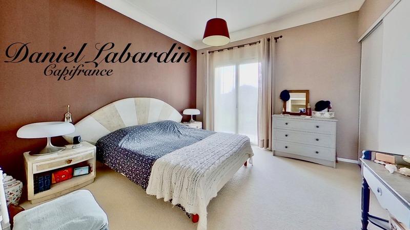 Villa - 188 m² - 6 pièces