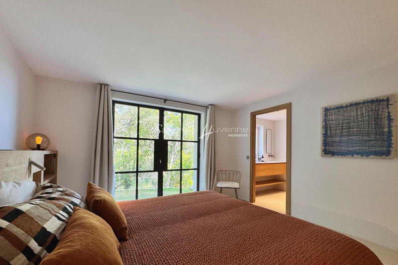 Villa - 370 m² - 7 pièces