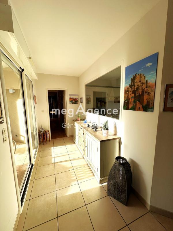 Maison - 322 m² - 7 pièces