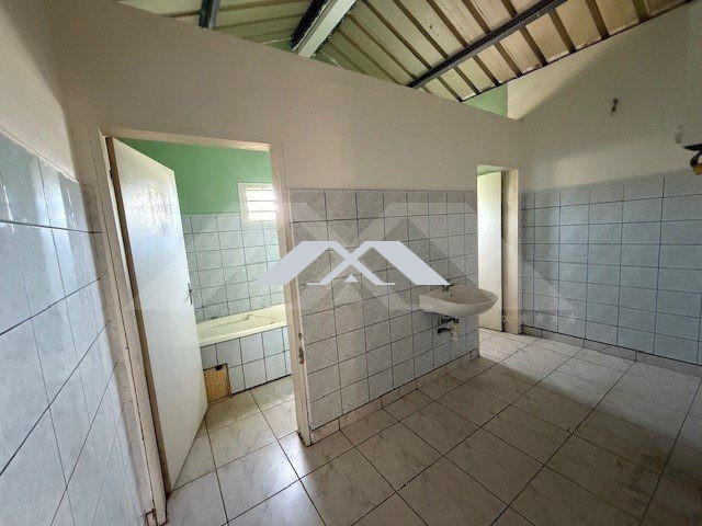 Maison - 180 m² - 5 pièces