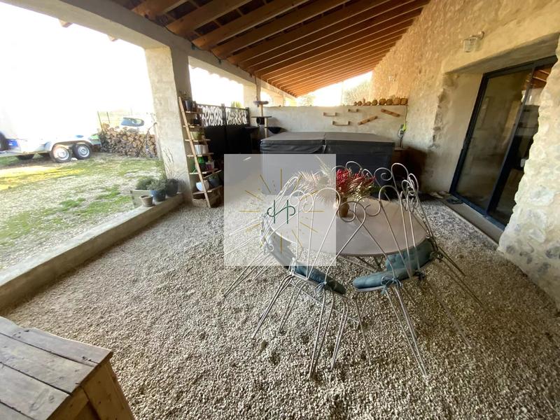 Maison - 362 m² - 14 pièces