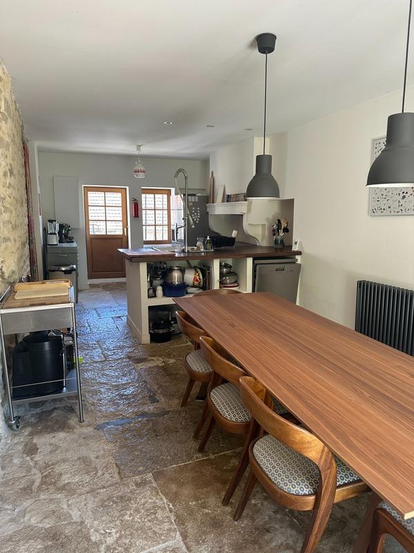 Maison en pierre - 137 m² - 7 pièces