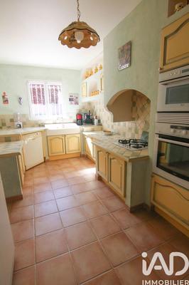 Maison - 98 m² - 5 pièces