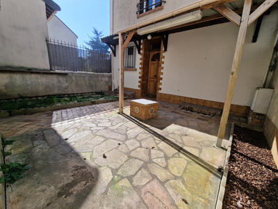 Maison - 102 m² - 6 pièces