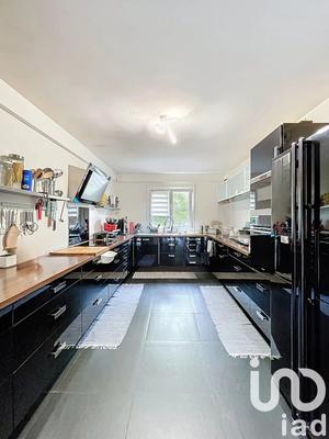 Maison - 145 m² - 5 pièces