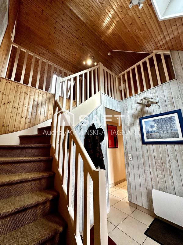 Maison - 149 m² - 7 pièces