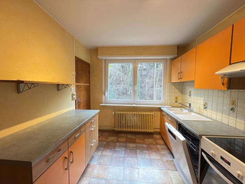 Appartement - 97 m² - 5 pièces