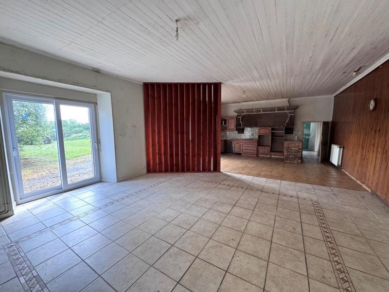 Maison - 237 m² - 8 pièces