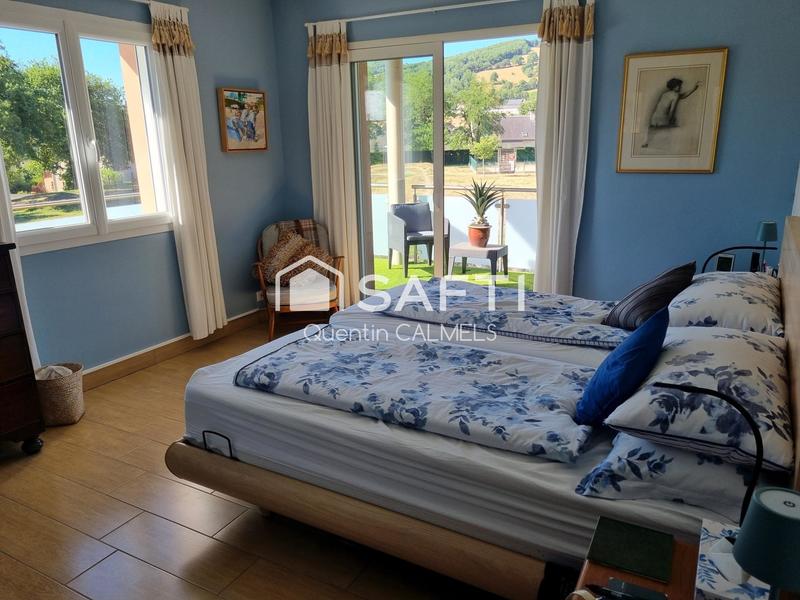 Maison - 197 m² - 5 pièces