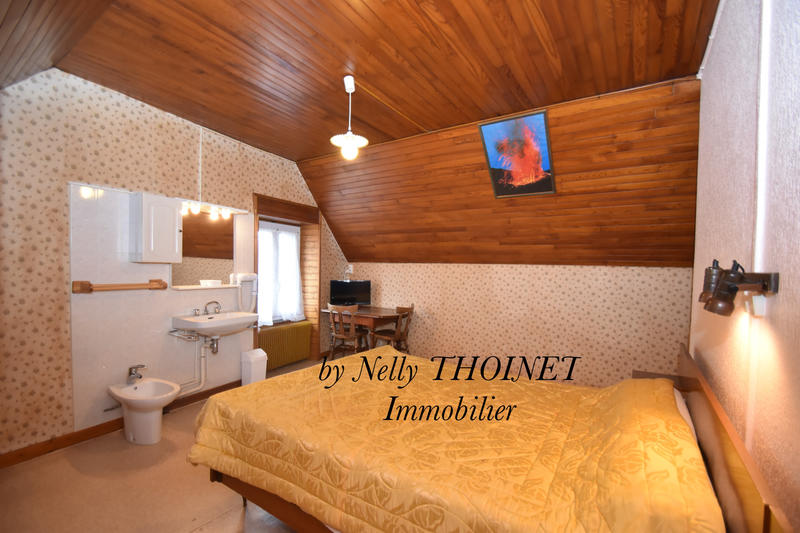 Local commercial - 400 m² - 22 pièces