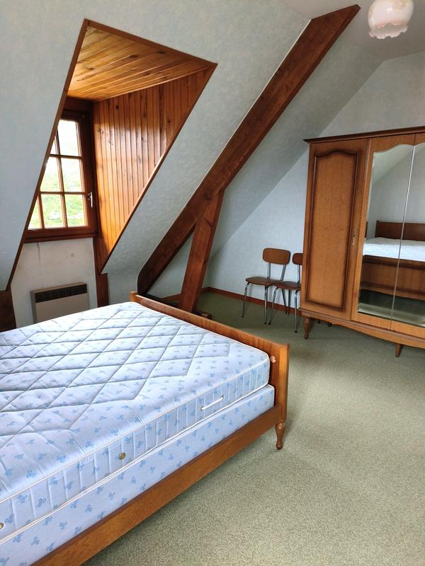 Maison traditionnelle - 179 m² - 9 pièces