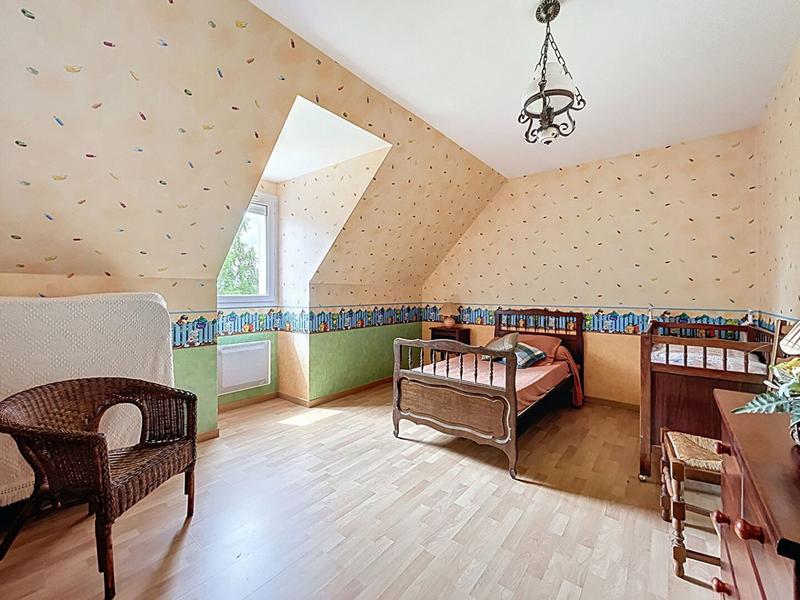 Maison - 175 m² - 8 pièces