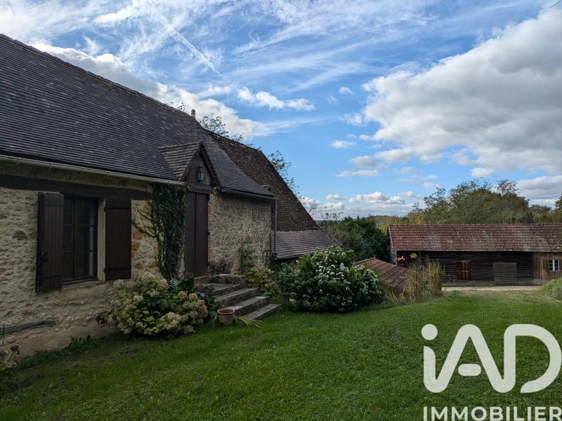 Maison - 217 m² - 6 pièces