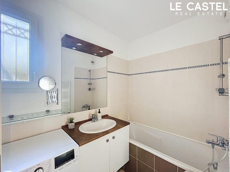 Appartement - 87 m² - 4 pièces