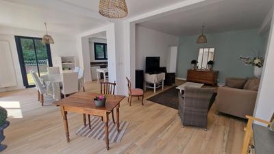 Maison - 145 m² - 5 pièces
