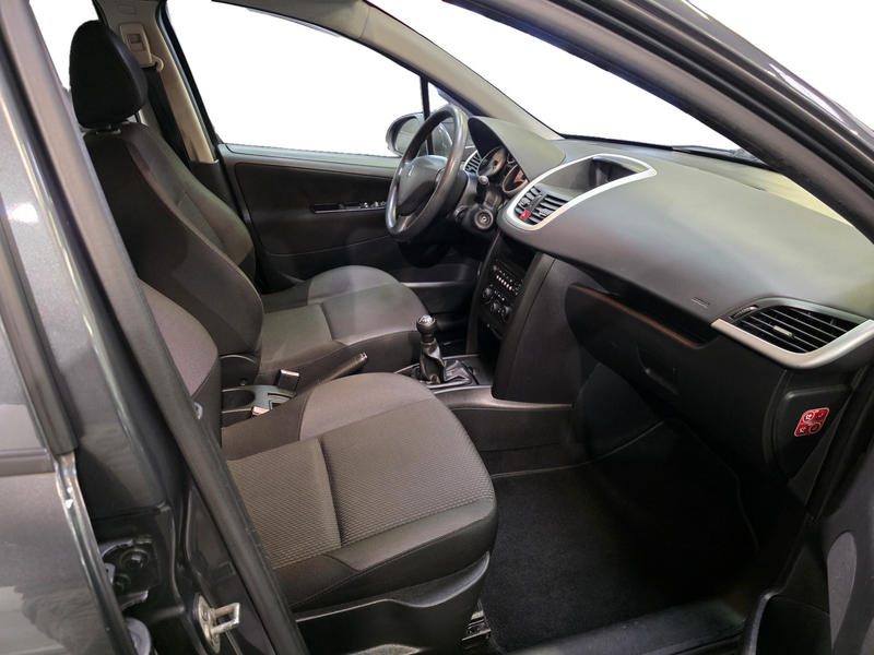 Peugeot 207 - 1.4 HDi 70 Cv Access - 4 Cv