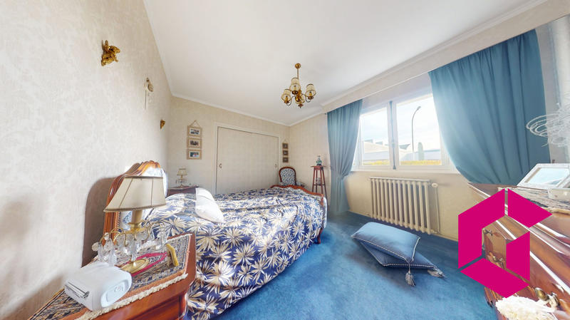 Appartement - 90 m² - 4 pièces