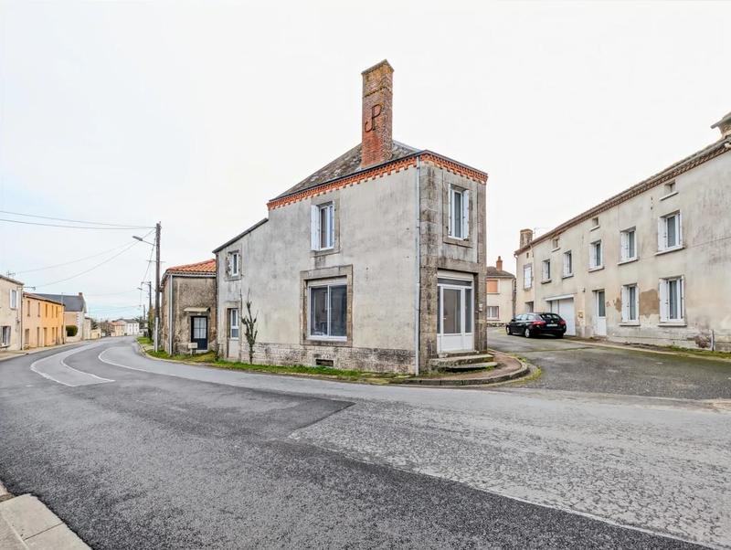 Maison de bourg - 80 m² - 3 pièces