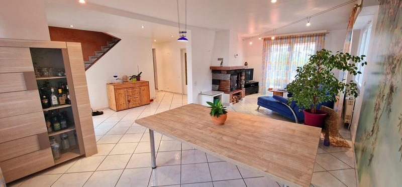 Maison traditionnelle - 209 m² - 8 pièces