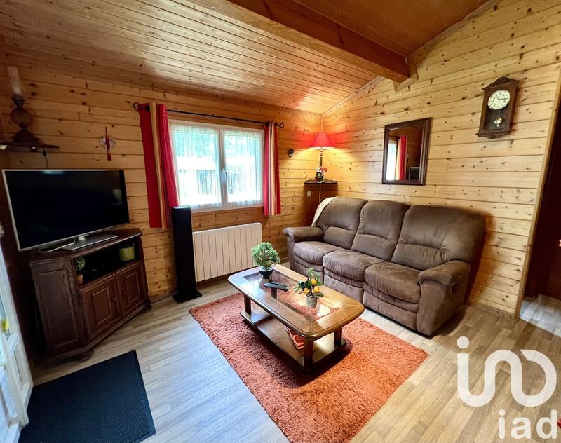 Maison - 202 m² - 7 pièces