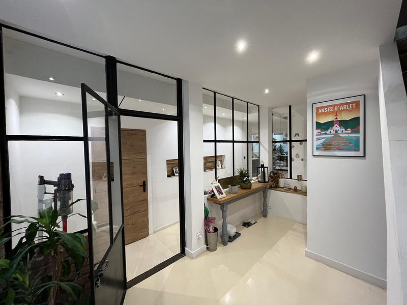 Maison - 175 m² - 6 pièces