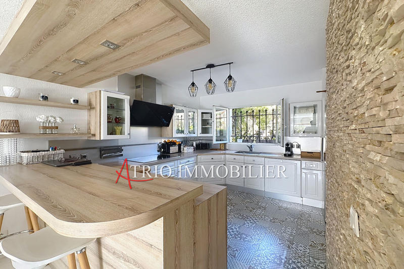 Maison - 122 m² - 4 pièces