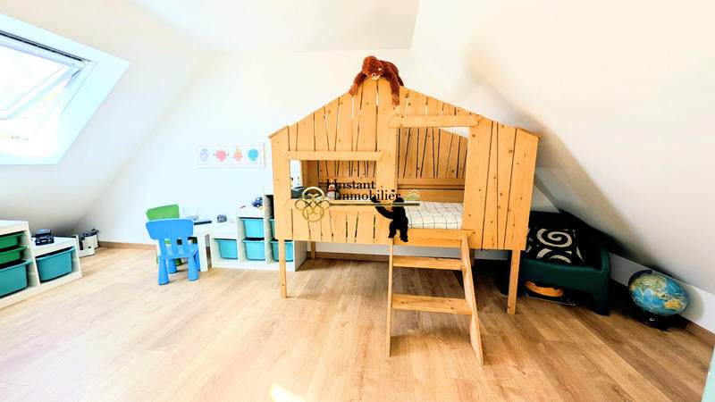 Maison - 145 m² - 7 pièces