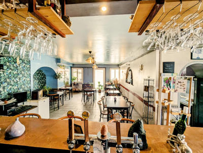 Fonds de commerce - Magasins - 200 m²