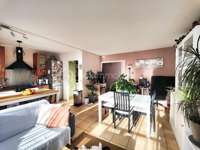 Appartement - 84 m² - 4 pièces