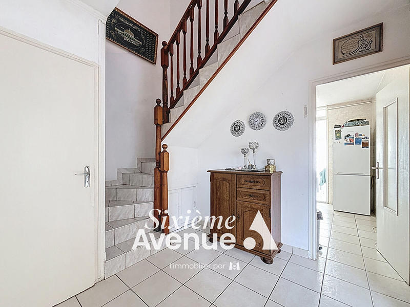 Maison - 88 m² - 5 pièces