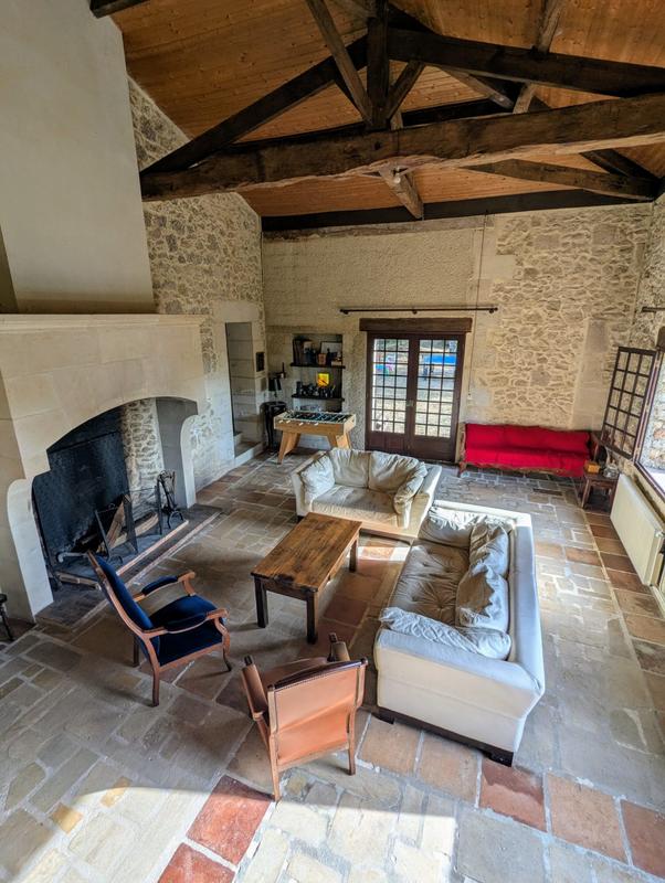 Maison - 261 m² - 7 pièces