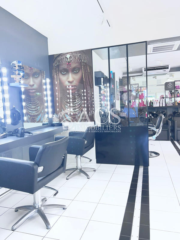 Fonds de commerce - Magasins - 36 m²