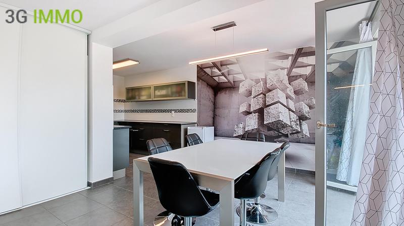 Duplex - 81 m² - 4 pièces