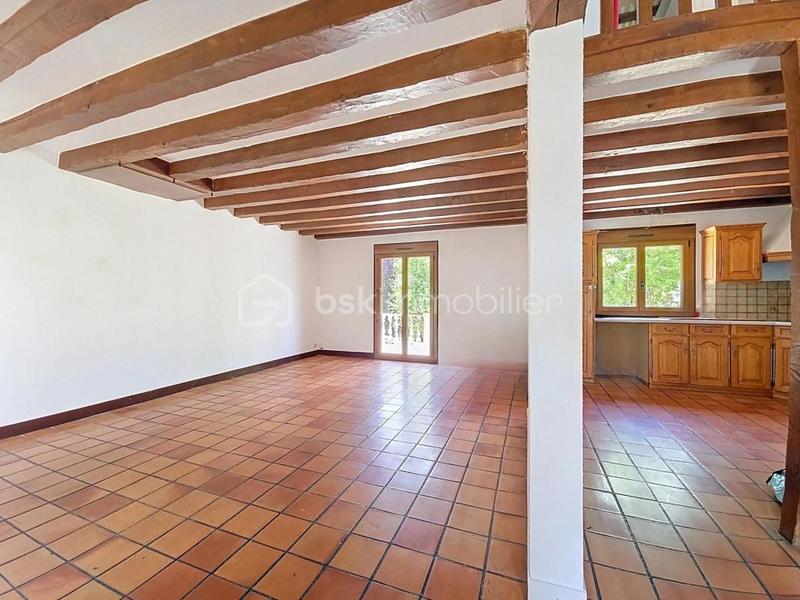 Maison - 90 m² - 5 pièces