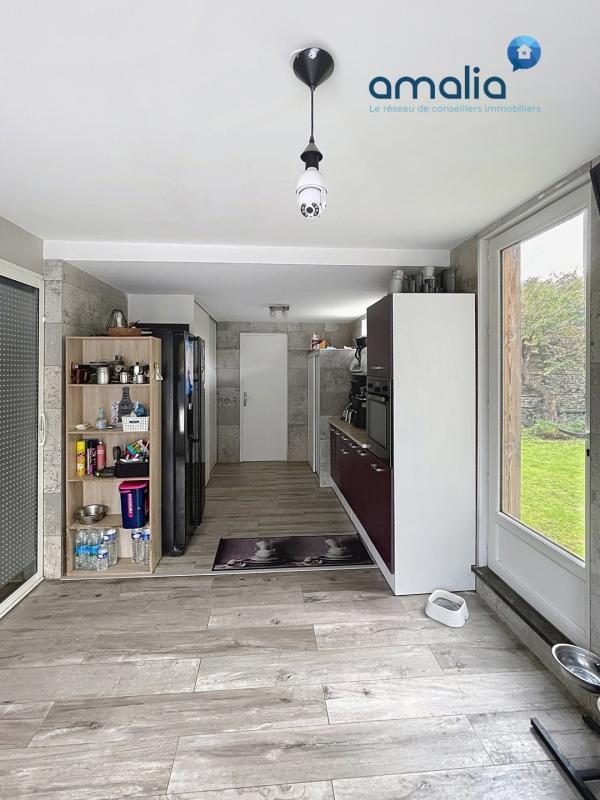 Maison - 204 m² - 7 pièces