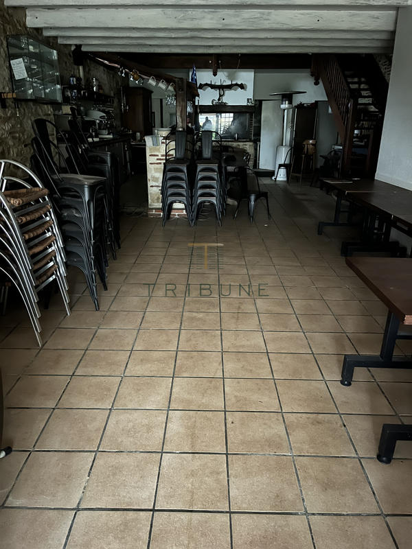 Immeuble - 250 m² - 5 pièces