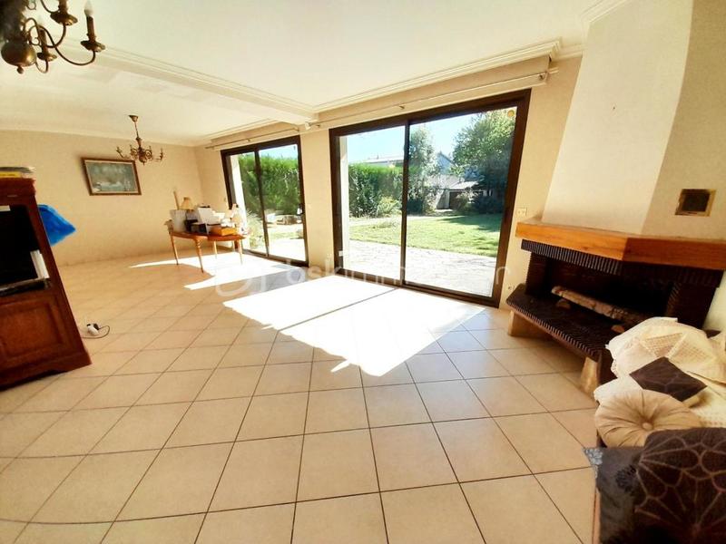 Maison - 193 m² - 8 pièces