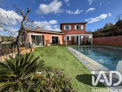 Maison - 142 m² - 7 pièces