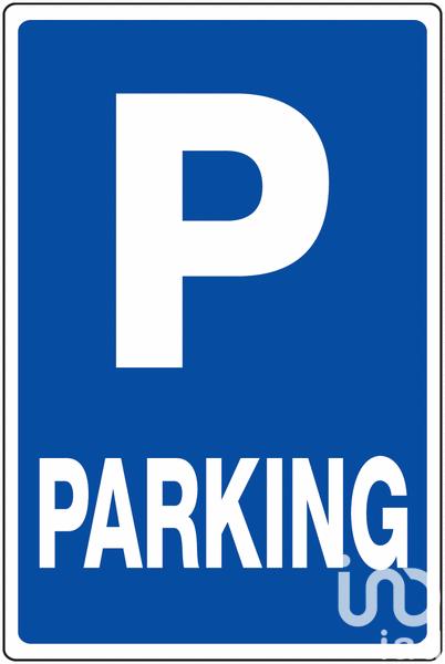 Parking - 15 m²
