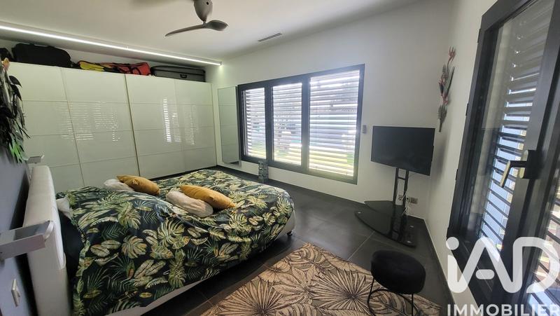 Maison - 187 m² - 5 pièces