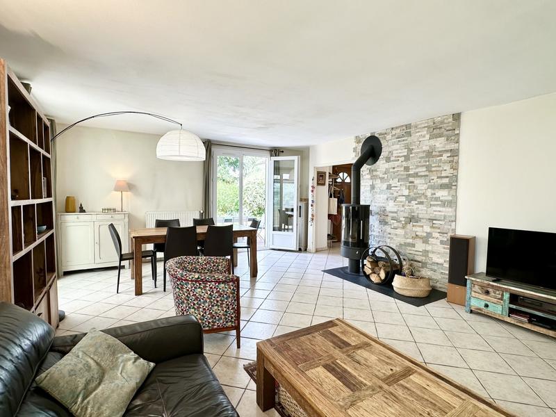 Maison - 115 m² - 6 pièces