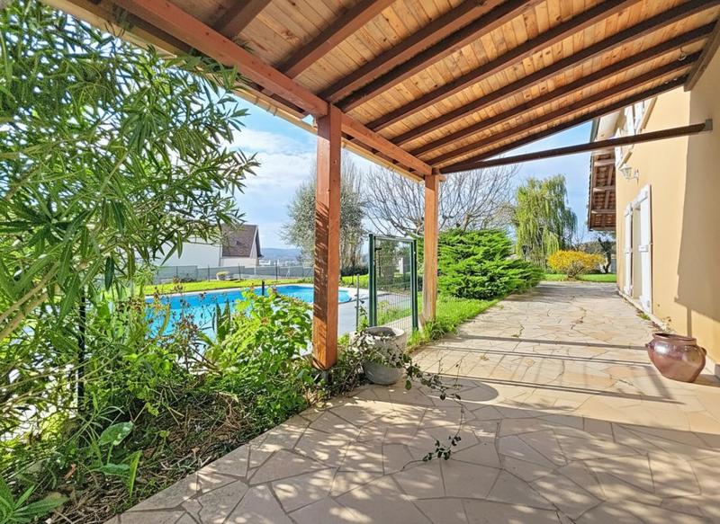 Maison - 172 m² - 5 pièces