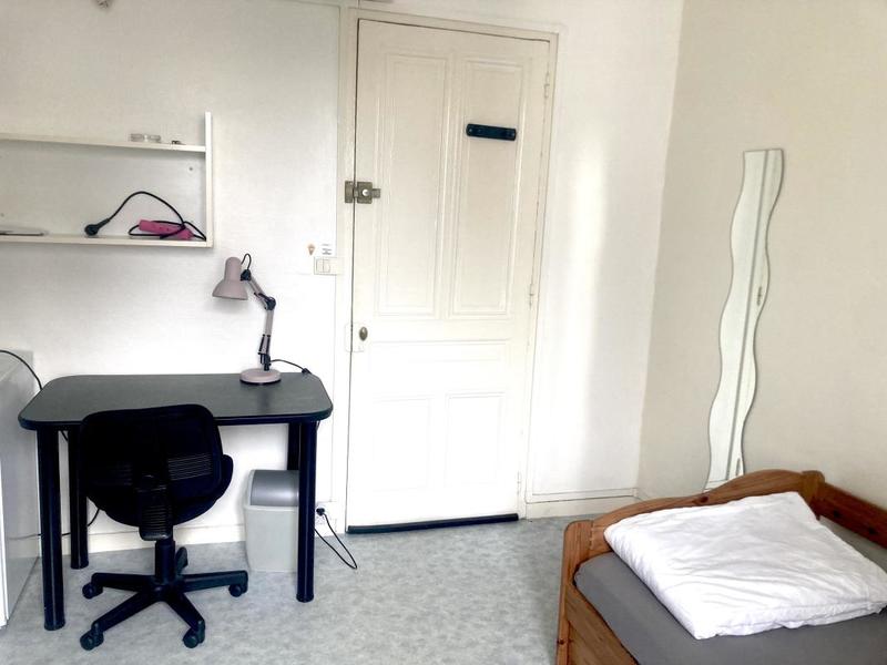 Chambre - 15 m² - 1 pièce